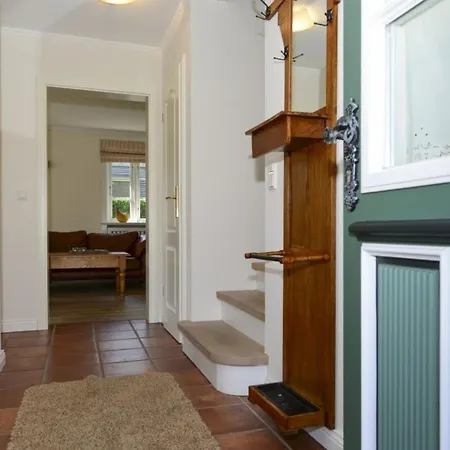Haus Strandburg * Вик-ауф-Фёр